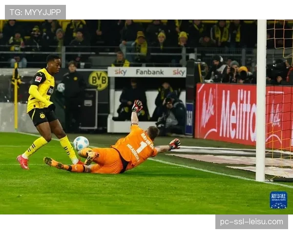 战报：勒沃库森3-1多特蒙德，提前五轮卫冕德甲冠军